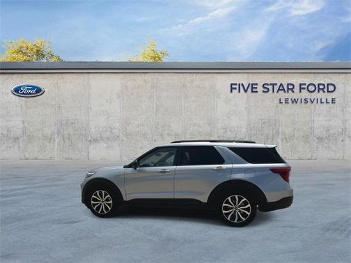 2024 Ford Explorer ST-Line