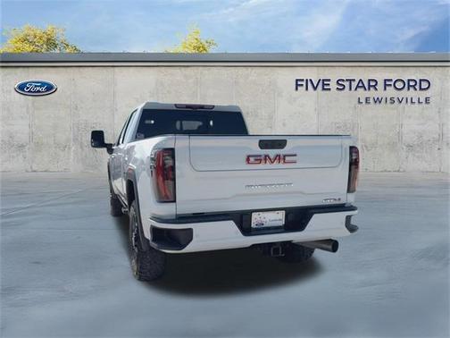 2024 GMC Sierra 2500 AT4