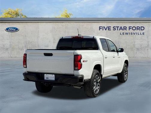 Summit White 2023 Chevrolet Colorado Z71