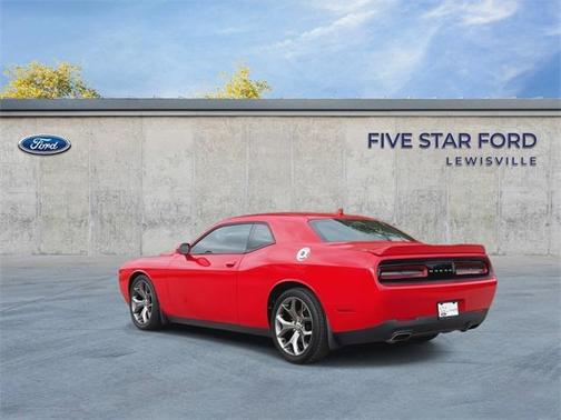 2015 Dodge Challenger SXT Plus