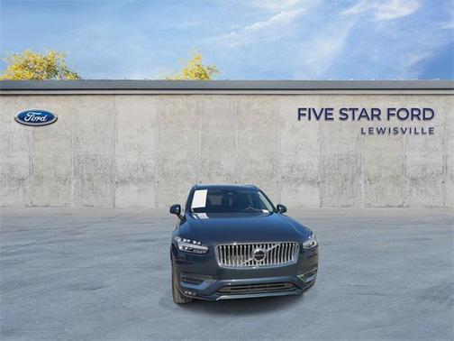 2024 Volvo XC90 B5 Core Bright Theme