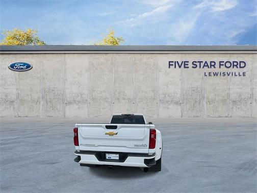 2025 Chevrolet Silverado 3500 High Country