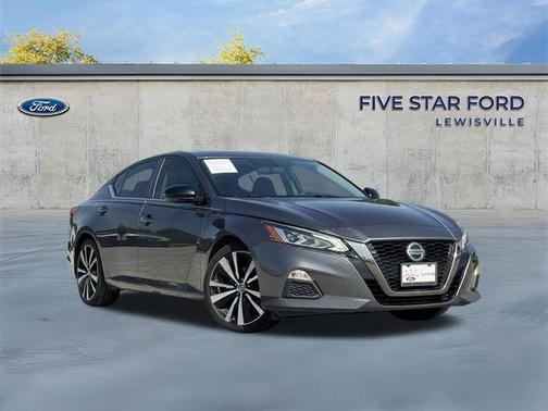 Gun Metallic 2019 Nissan Altima 2.5 SR