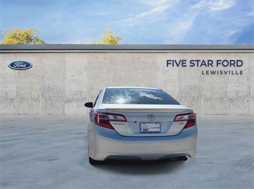 2013 Toyota Camry SE