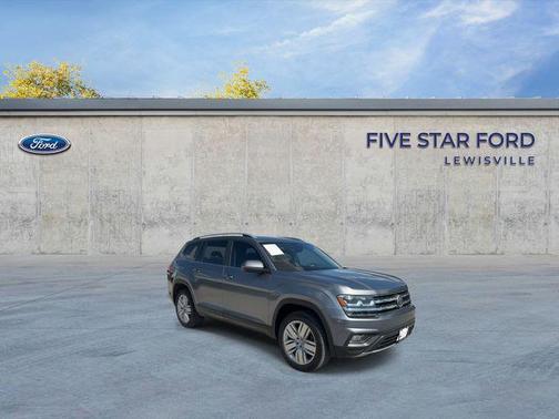 Platinum Gray Metallic 2019 Volkswagen Atlas 3.6L SE w/Technology