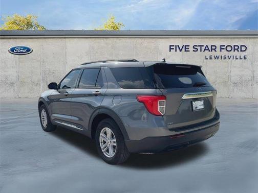 CARBONIZED GRAY METALLIC 2024 Ford Explorer XLT