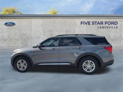 CARBONIZED GRAY METALLIC 2024 Ford Explorer XLT