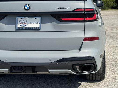 Brooklyn Grey Metallic 2024 BMW X7 xDrive40i