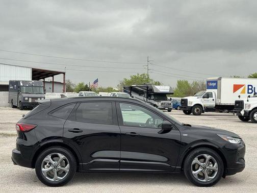 AGATE BLACK METALLIC 2023 Ford Escape ST-Line
