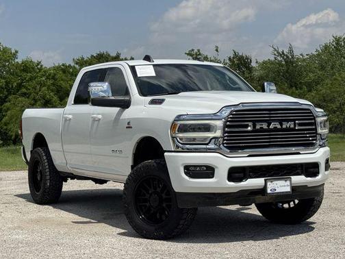Bright White Clearcoat 2024 RAM 2500 Laramie Crew Cab 4x4 6'4' Box