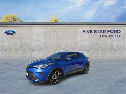 2022 Toyota C-HR XLE