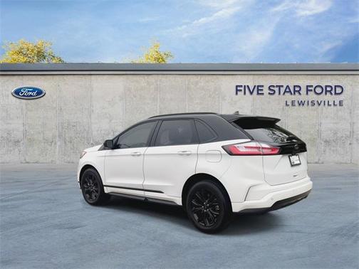 2023 Ford Edge SE