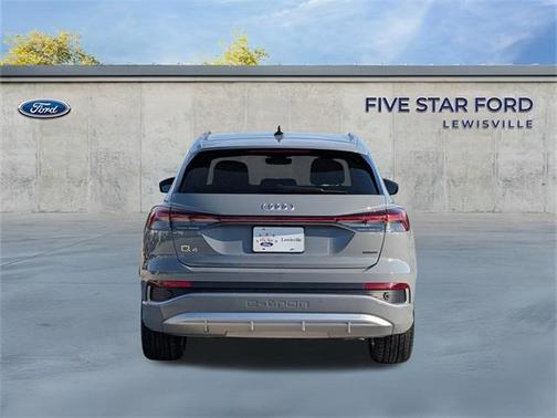 2024 Audi Q4 e-tron Premium 55 quattro