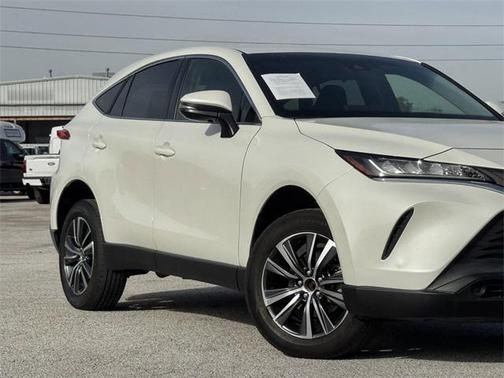 2022 Toyota Venza LE