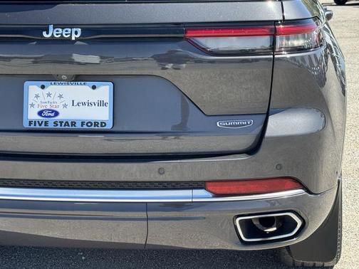 Baltic Gray Metallic Clearcoat 2022 Jeep Grand Cherokee 4xe Summit