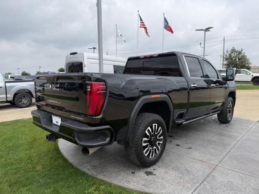 Onyx Black 2025 GMC Sierra 2500 Denali Ultimate