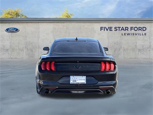 2022 Ford Mustang EcoBoost Premium