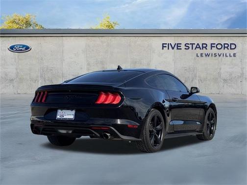2022 Ford Mustang EcoBoost Premium