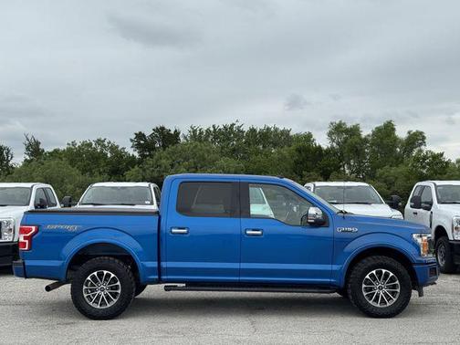 VELOCITY BLUE 2019 Ford F-150 XLT