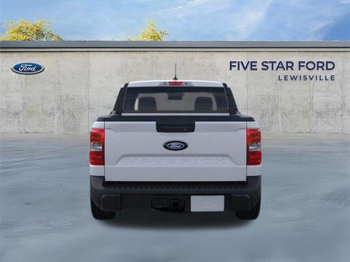 SPACE WHITE METALLIC 2026 Ford Maverick XLT