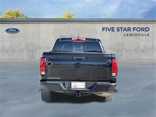 2023 Chevrolet Colorado WT