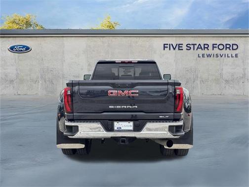 2025 GMC Sierra 3500 SLT