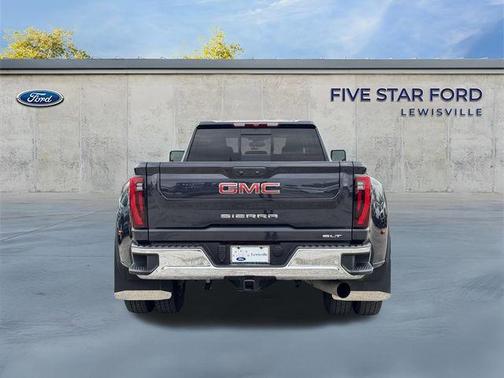 2025 GMC Sierra 3500 SLT