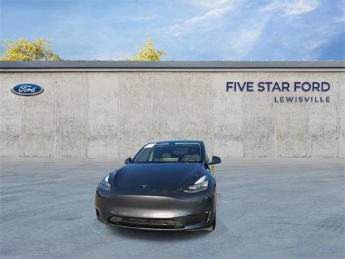 2022 Tesla Model Y Long Range Dual Motor All-Wheel Drive