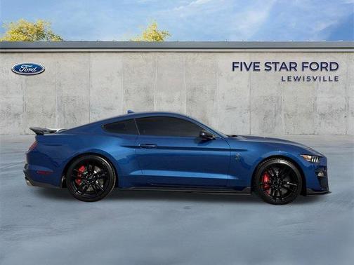 2022 Ford Shelby GT500 Base