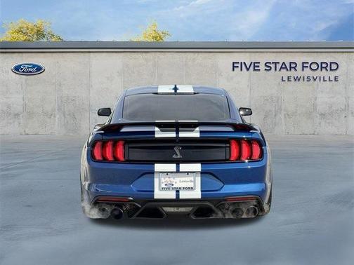 2022 Ford Shelby GT500 Base