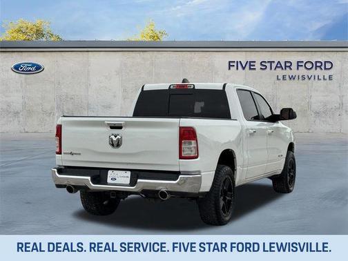 Bright White Clearcoat 2019 RAM 1500 Big Horn