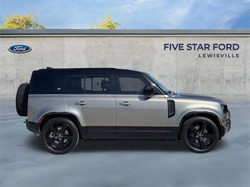 Silicon Silver Premium Metallic 2023 Land Rover Defender 110 X-Dynamic SE