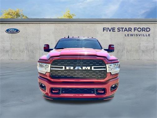 2024 RAM 3500 Lone Star Crew Cab 4x4 8' Box
