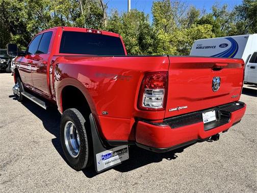 2024 RAM 3500 Lone Star Crew Cab 4x4 8' Box