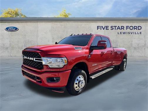 2024 RAM 3500 Lone Star Crew Cab 4x4 8' Box