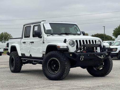 Bright White Clearcoat 2020 Jeep Gladiator Overland