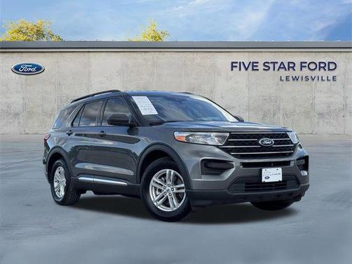 CARBONIZED GRAY METALLIC 2024 Ford Explorer XLT