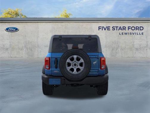 VELOCITY BLUE METALLIC 2025 Ford Bronco Big Bend