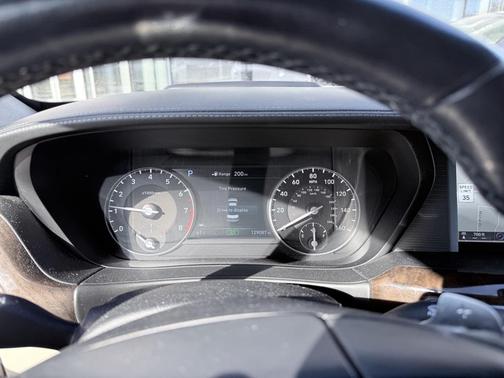 2017 Genesis G90 Premium