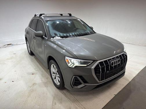 2022 Audi Q3 45 S line Premium Plus