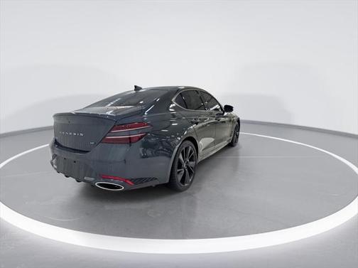 2023 Genesis G70 3.3T RWD
