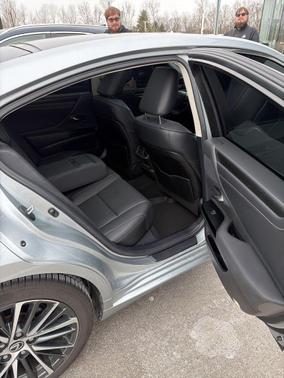 2023 Lexus ES 350 Base