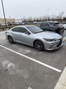 2023 Lexus ES 350 Base