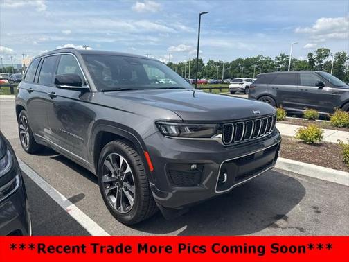 2022 Jeep Grand Cherokee Overland