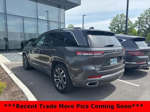 2022 Jeep Grand Cherokee Overland