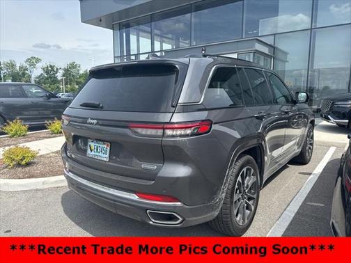 2022 Jeep Grand Cherokee Overland