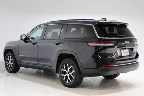 Diamond Black Crystal Pearlcoat 2024 Jeep Grand Cherokee L Limited