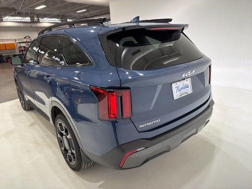 2024 Kia Sorento EX