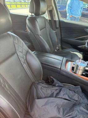 2020 Kia K900 Luxury