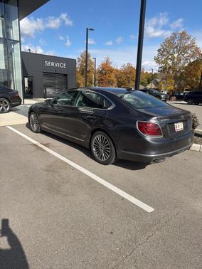 2020 Kia K900 Luxury